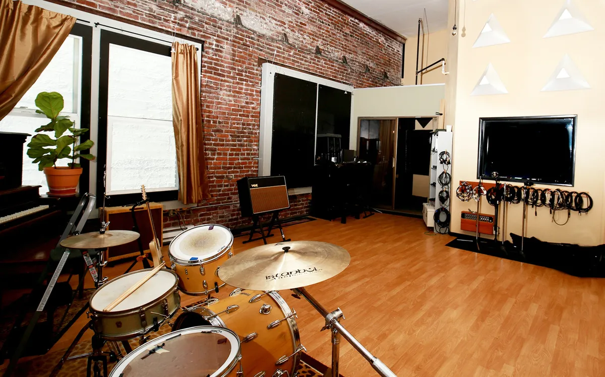 A/D Agency Recording Suite