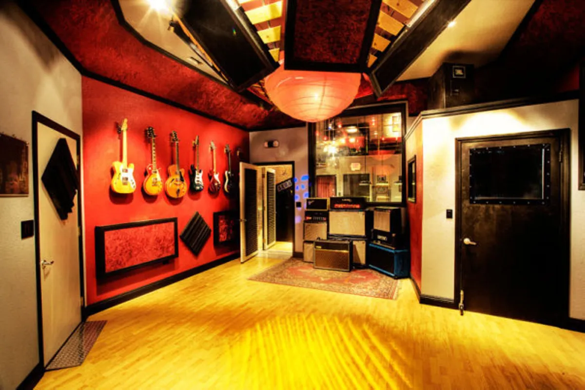 ArtiSans Label Studios