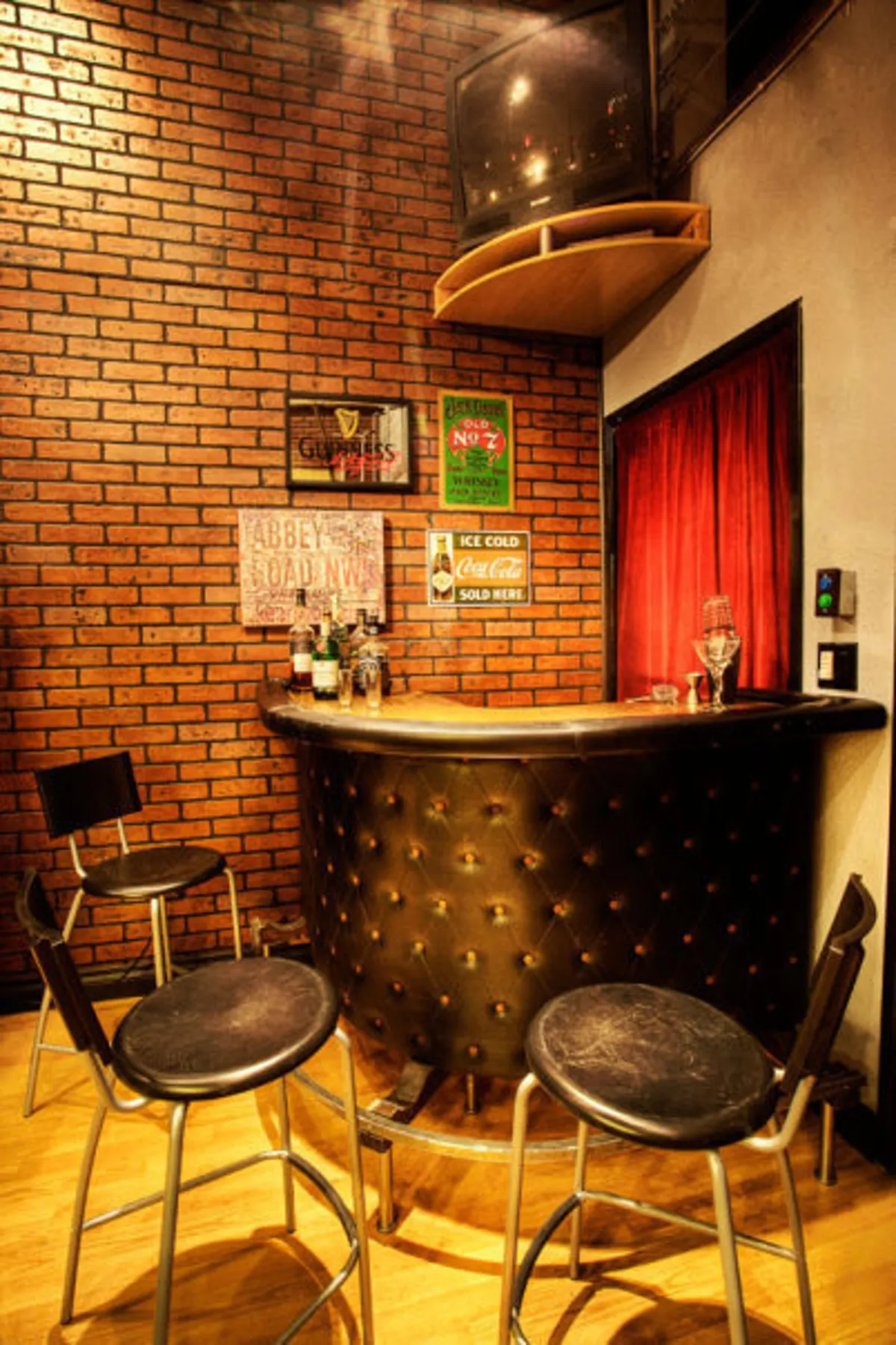 ArtiSans Label Studios