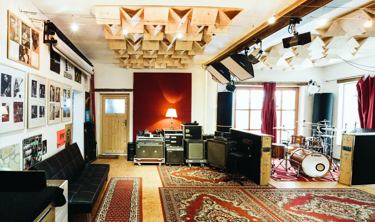 Auratone Studios