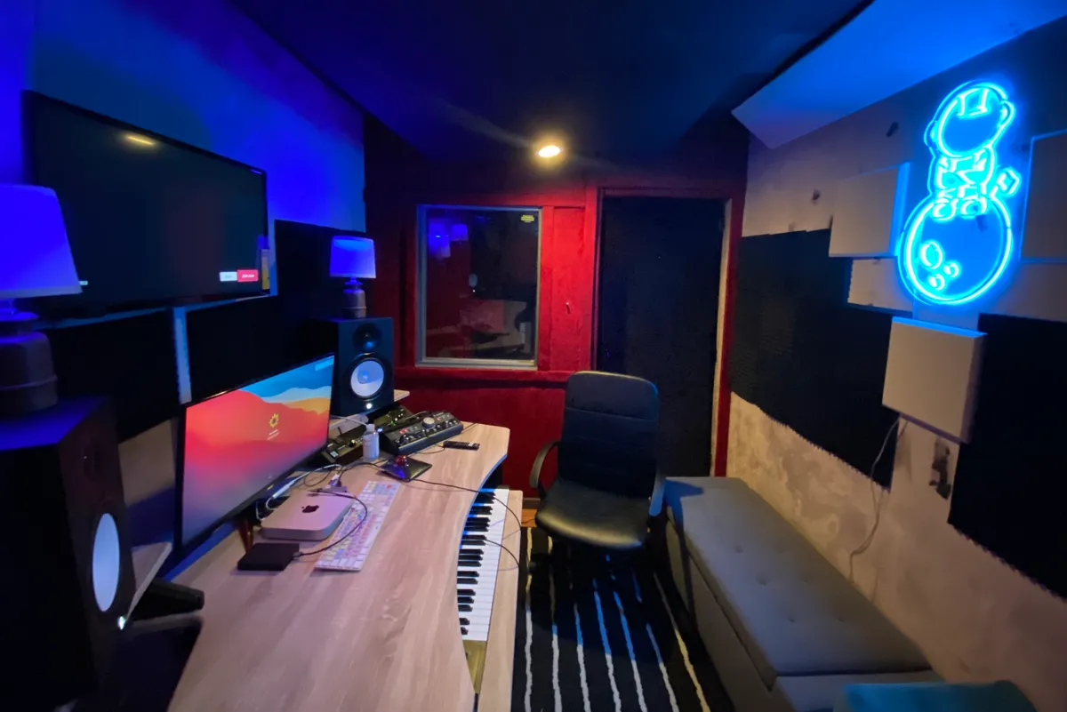 BeU Studios