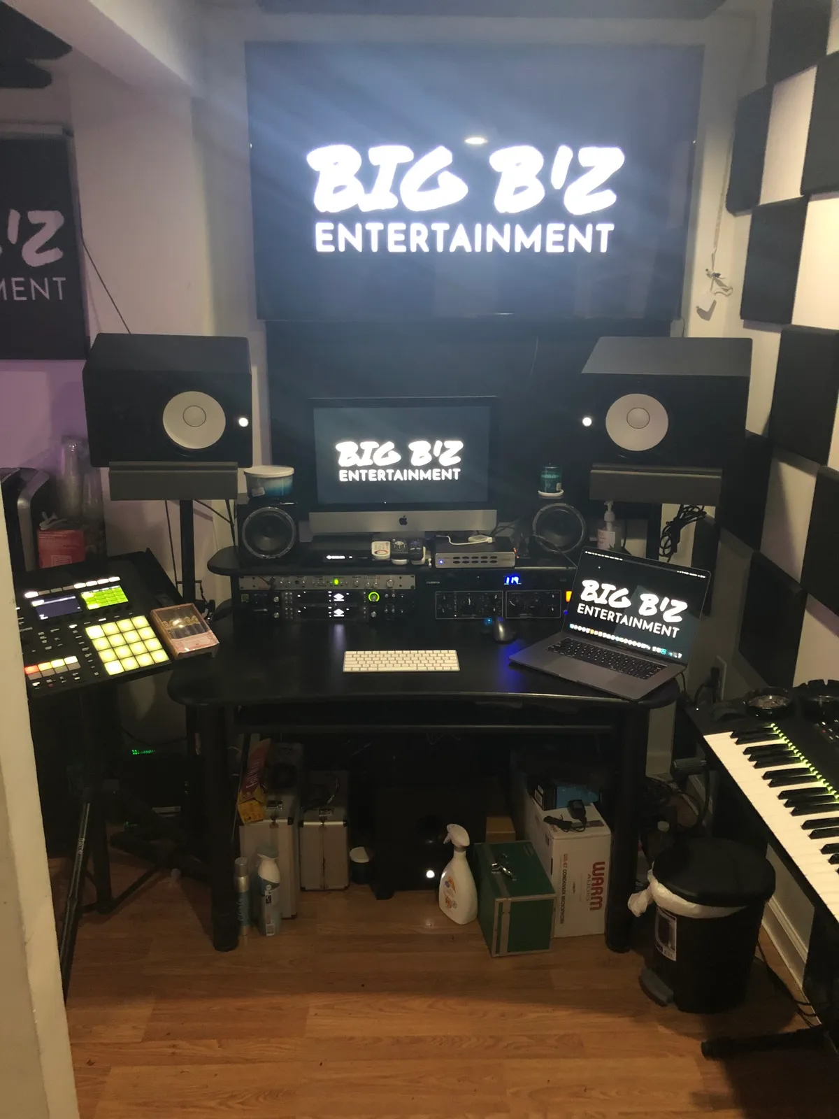 Big Bz Entertainment Studios