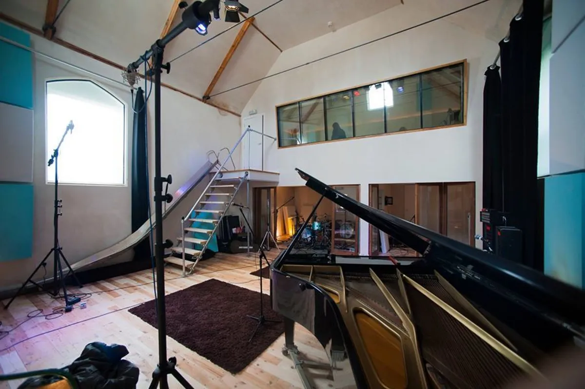 Big Jelly Chapel Studio