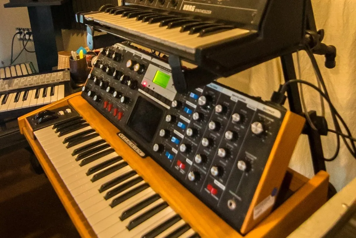 Camero Studios (Private Recording Studio)