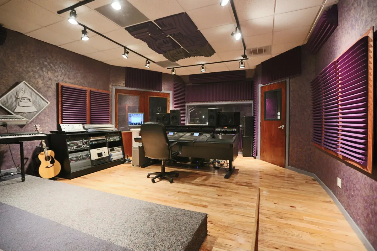 Celebrity Sound Studios
