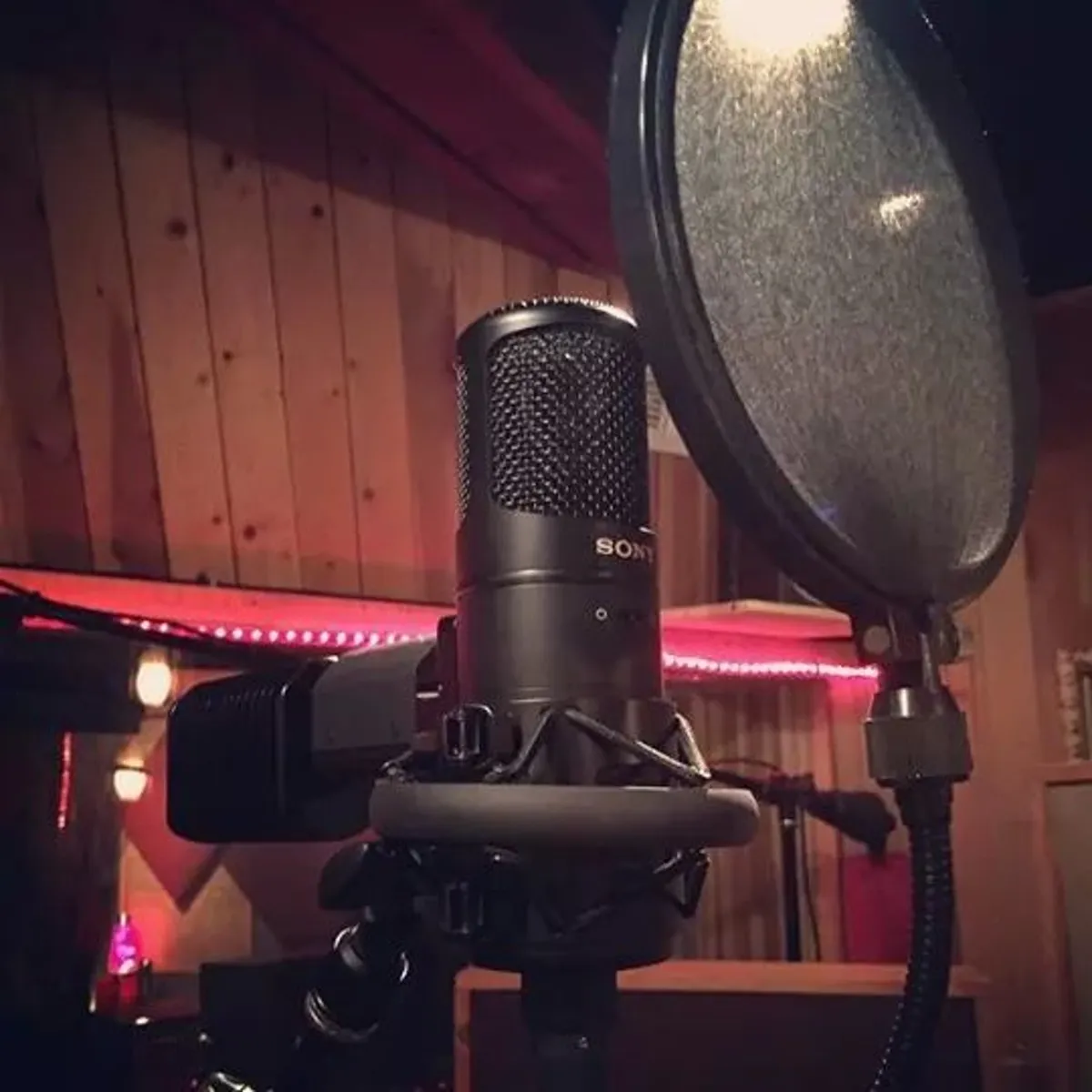 Chris Closer Productions Studio