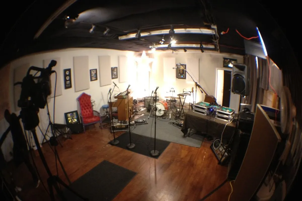 comp-ny (Analog & Digital Studio)