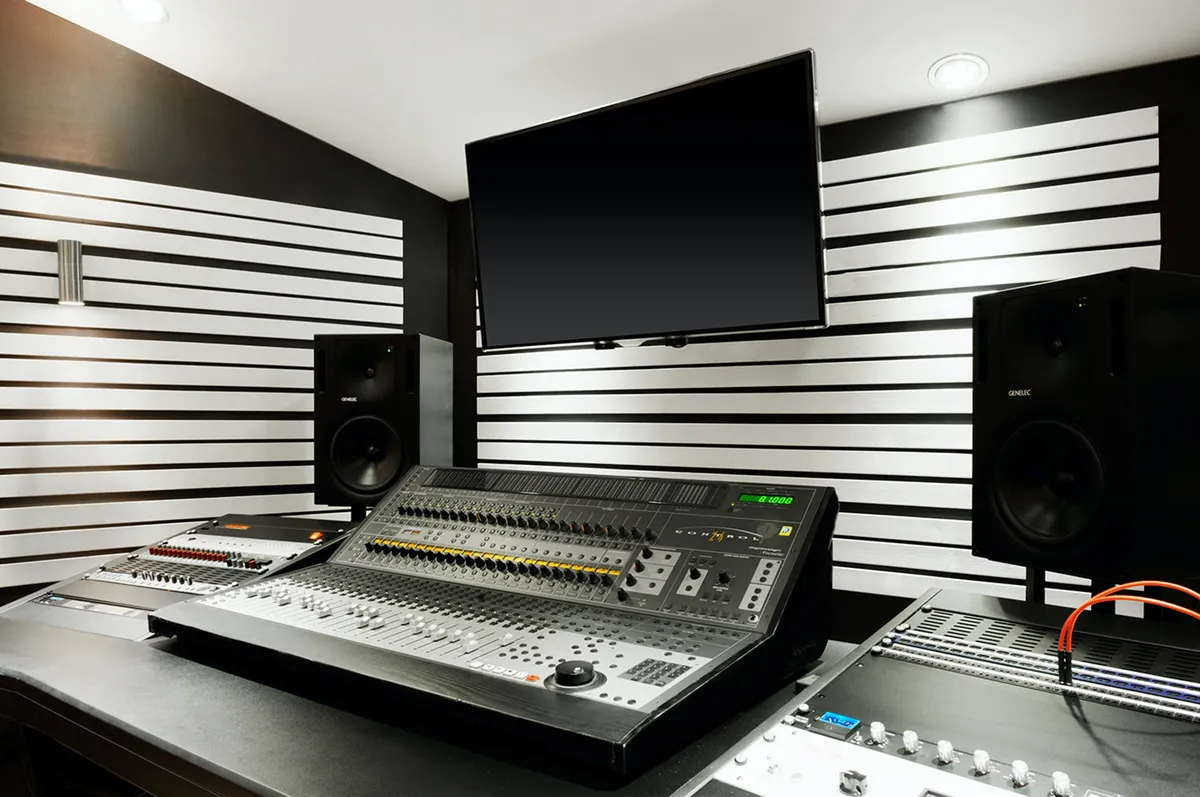 Dyne Engine Studio