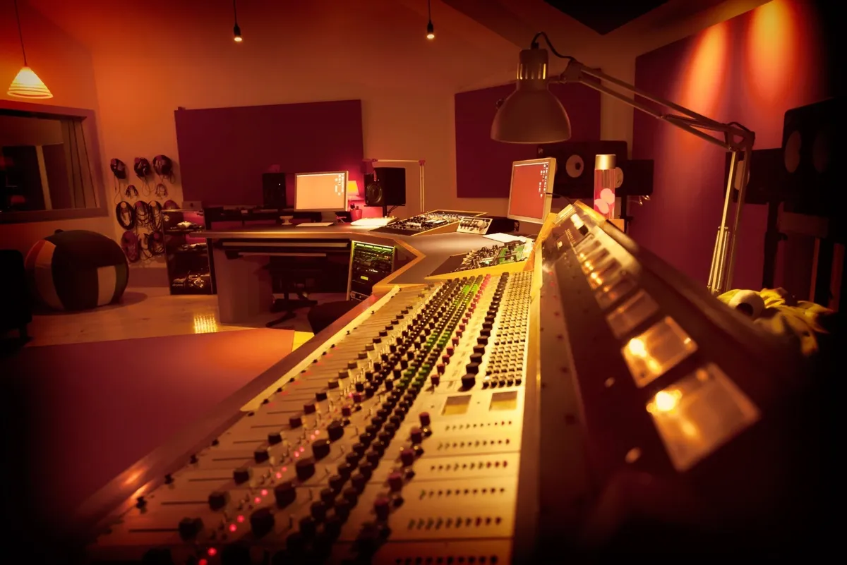 EL FISH Recording Studio