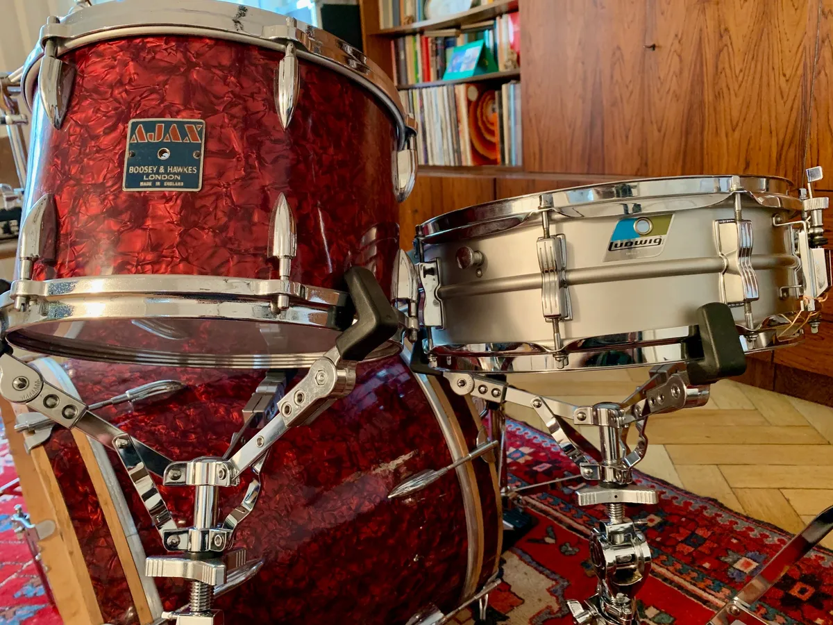 Electronic Memory Studio