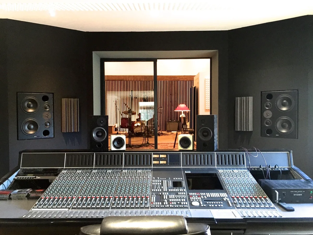 Floating Stones Productions Studio