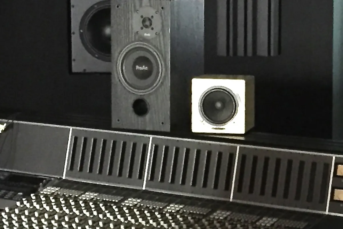 Floating Stones Productions Studio