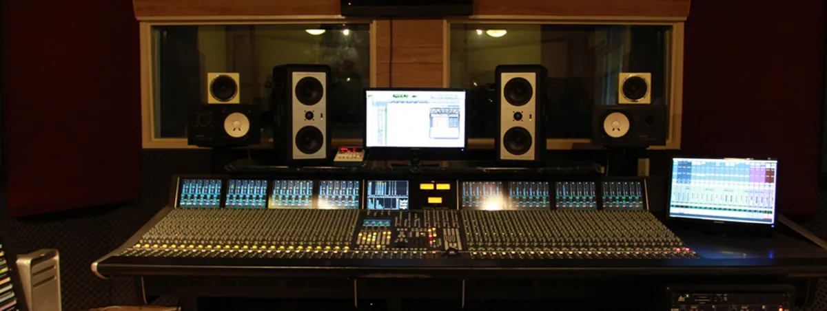 Heliport Studios (Studio A)