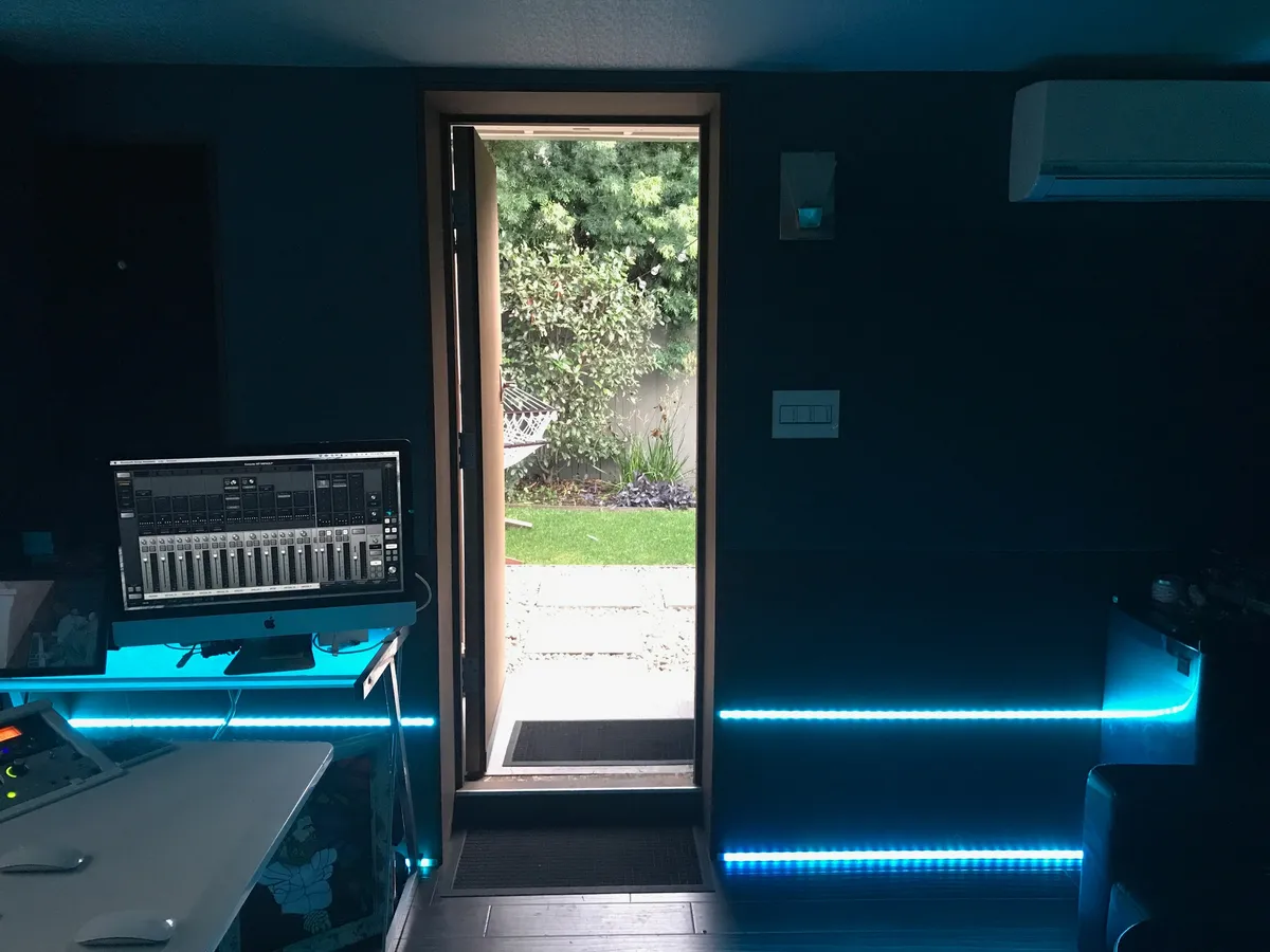 Hollywood Oasis Studio