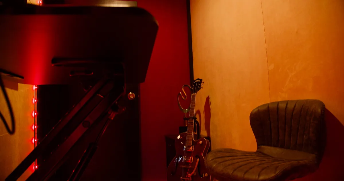 Iconic Music - Royal Room