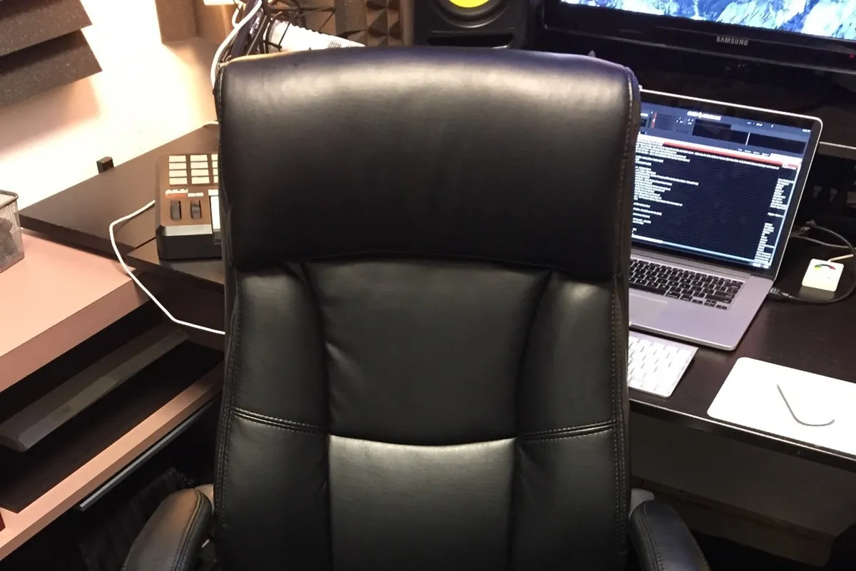 Intimate Producer Studio