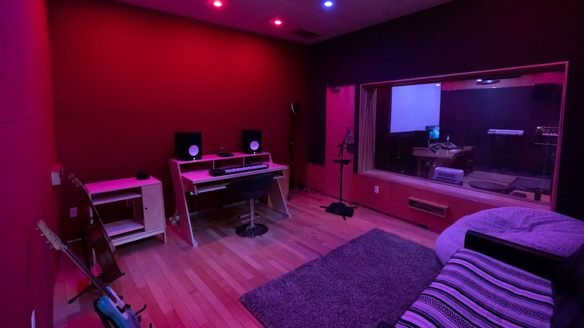 Metronome Recording Studio (A Room)