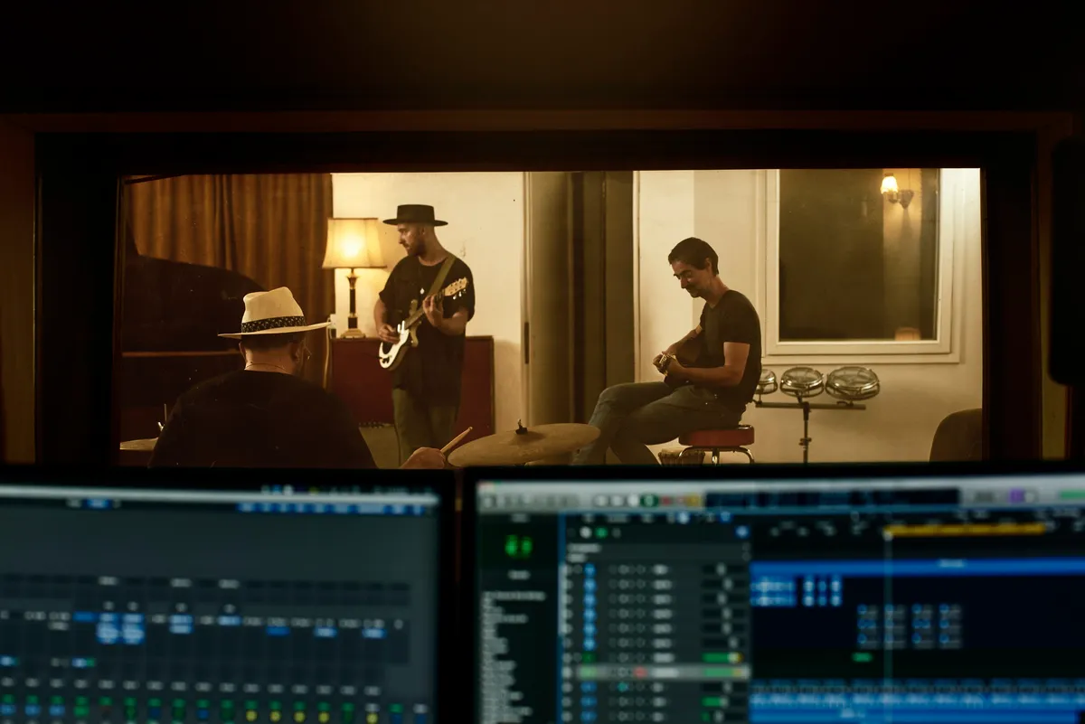 Neon Nursery Studios - Berlin