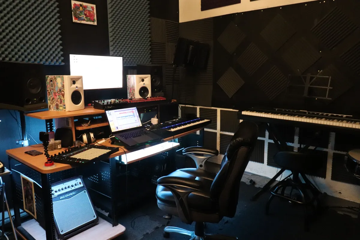 NugLife Studios LA [The Beat Dispensary]