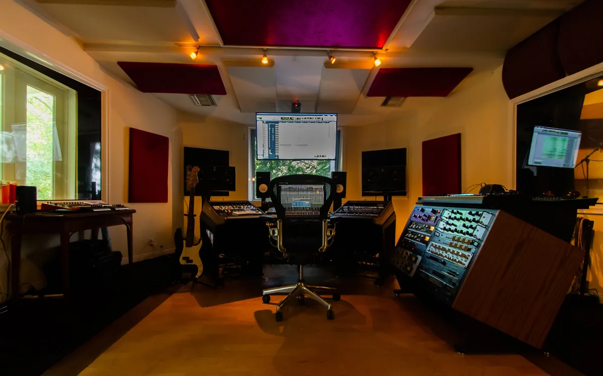 Owl Foot Ranch Studio