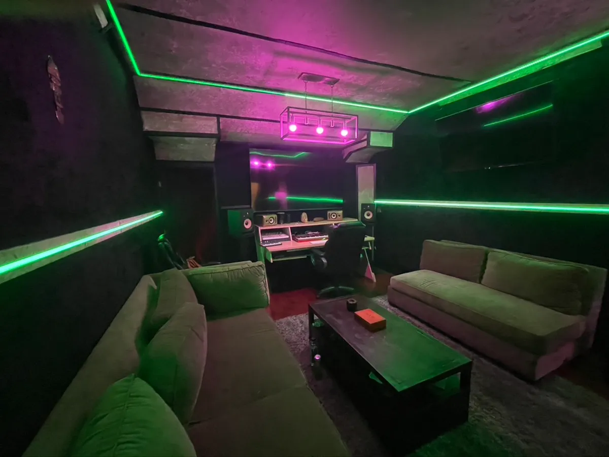 Plugged Inn Studios Burbank