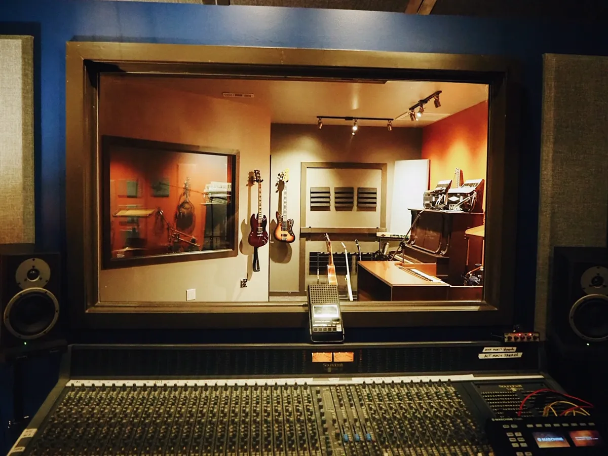 Pure Life Studio (Studio A)