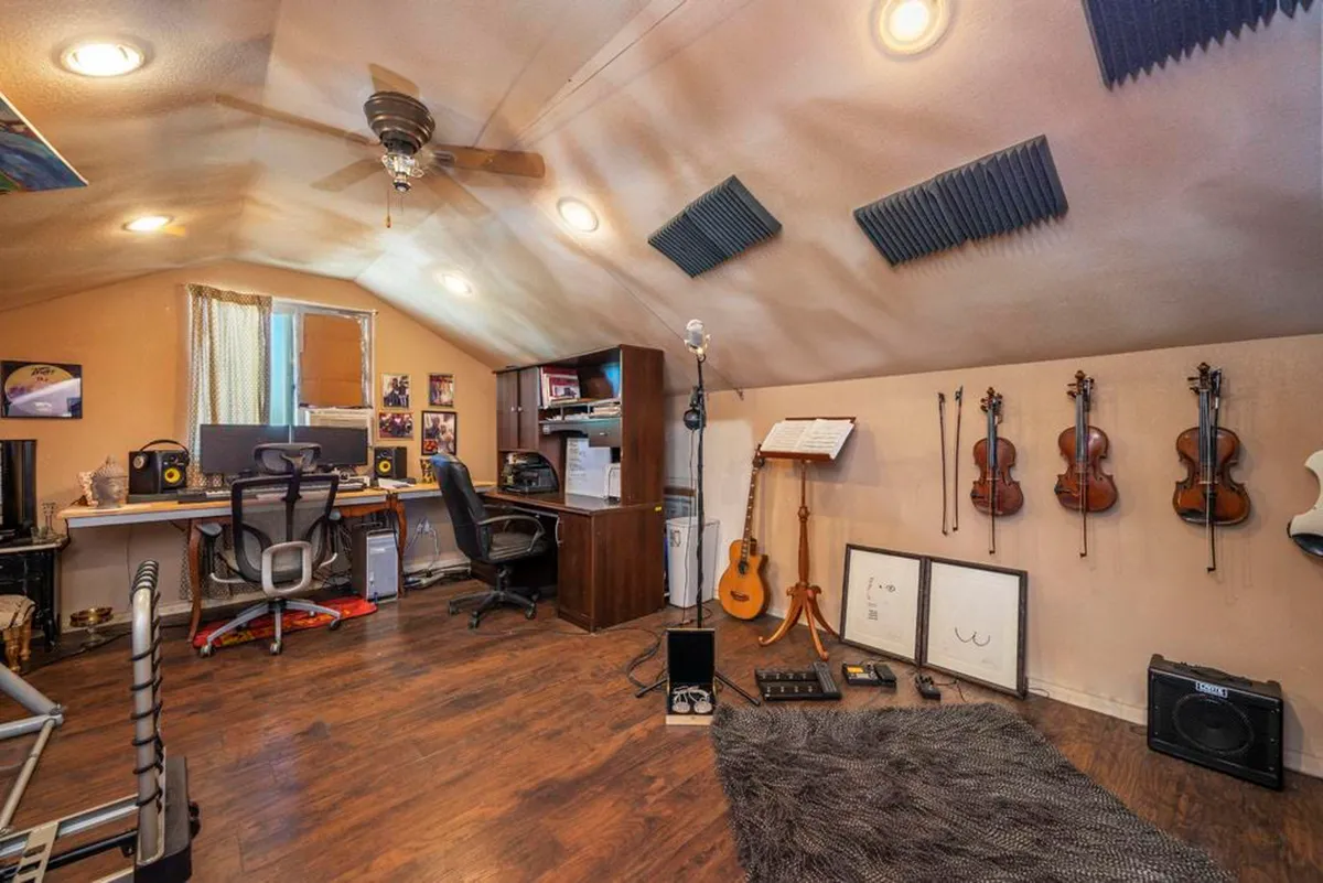 R&B Rockin'Ranch, Pioneertown, CA entire estate w/privacy!