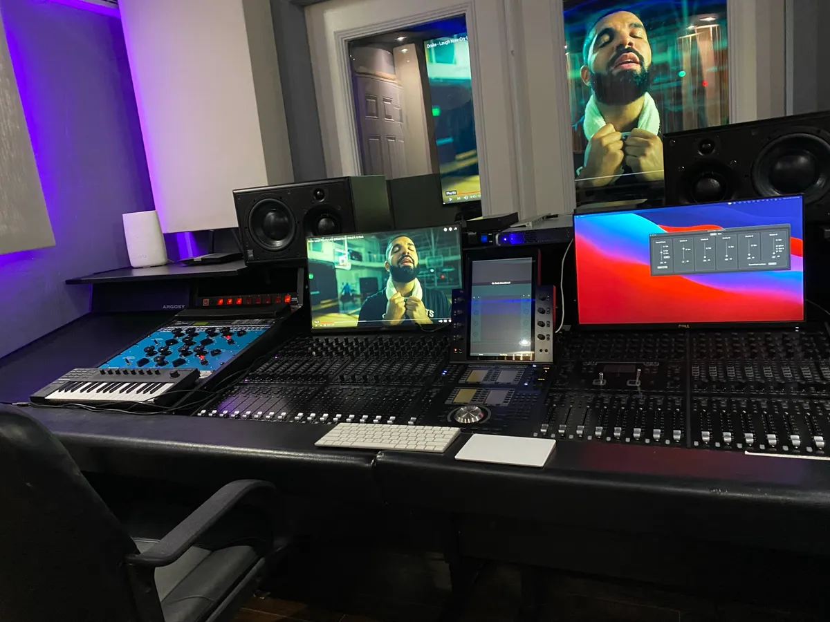 Recordship West Hollywood