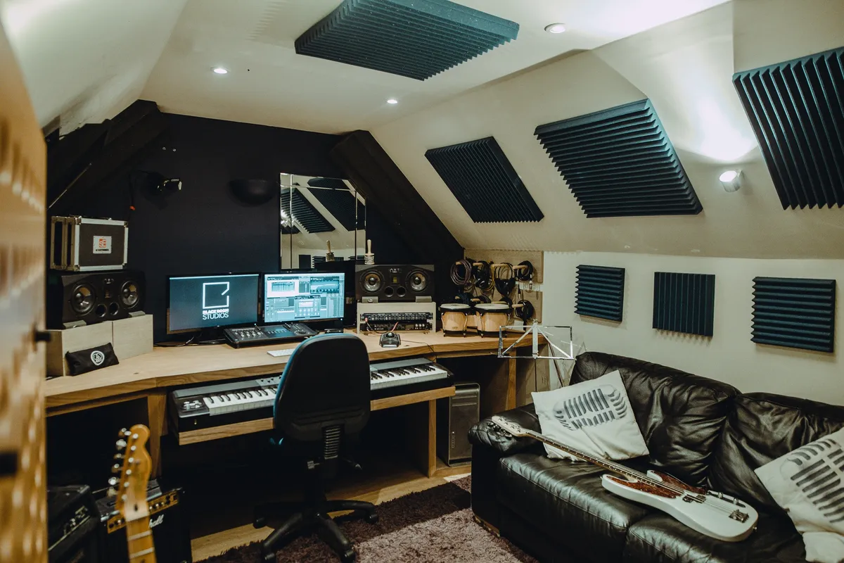 River Studios Hampshire (Blue Room Studio)