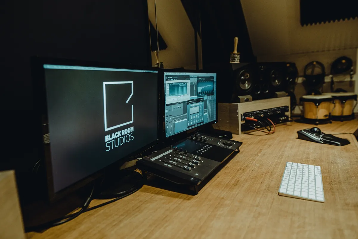 River Studios Hampshire (Blue Room Studio)