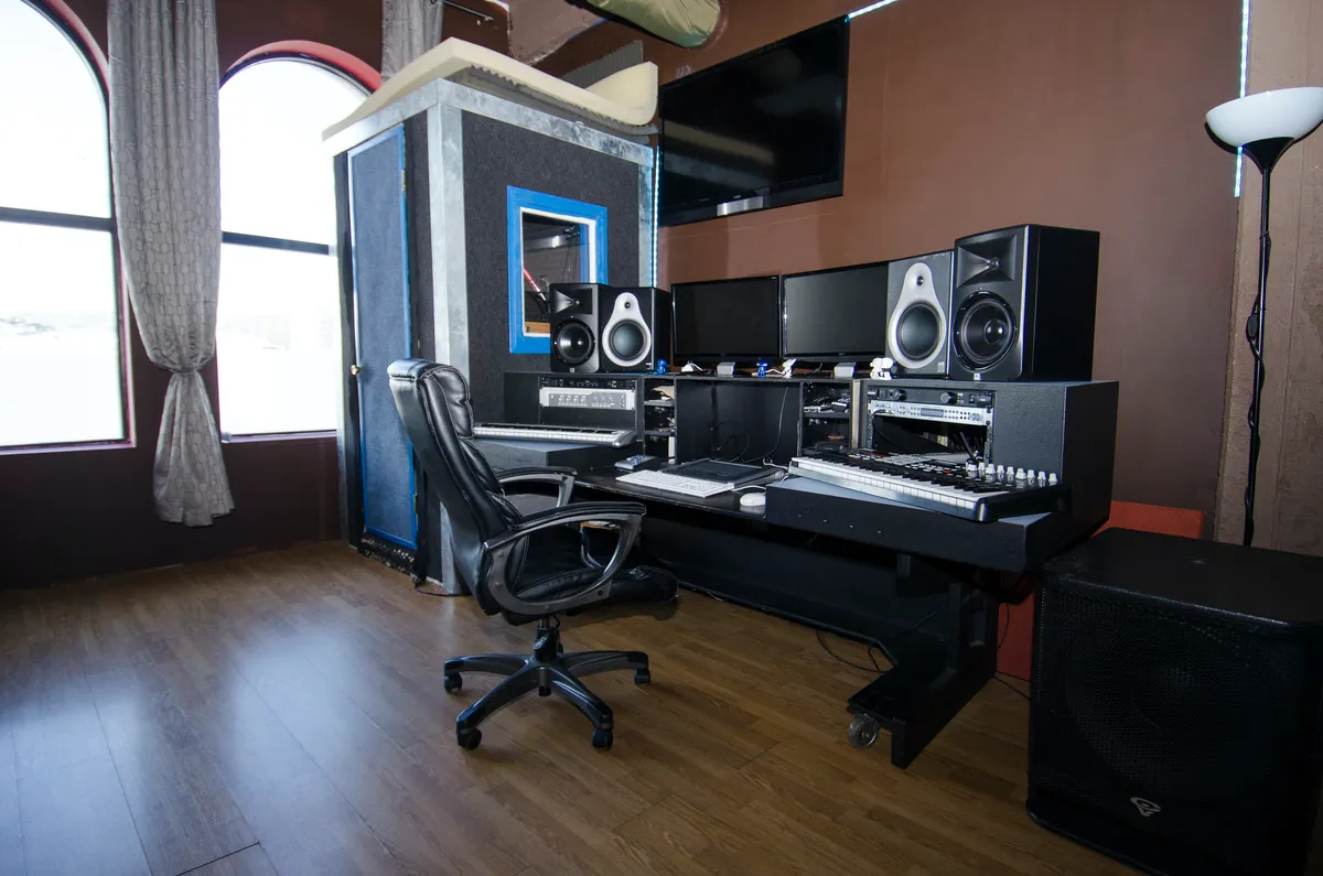 Skywave Studios