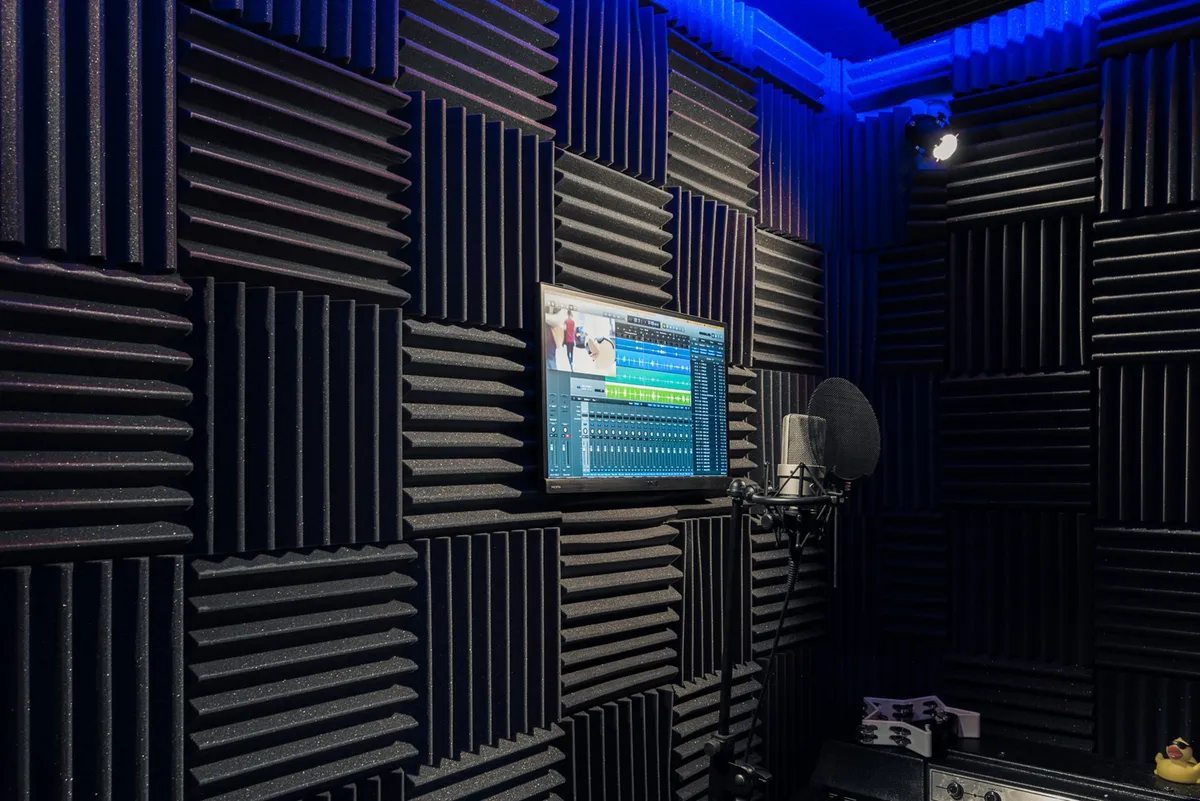 Soho Live Studios (Studio I, The Piano Bar)