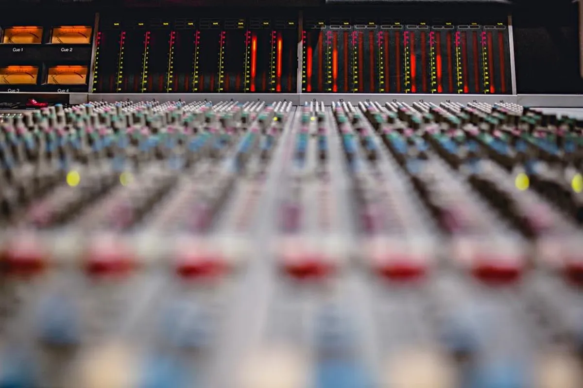 SuperSize Recording Studio B (Mixing/Mastering)