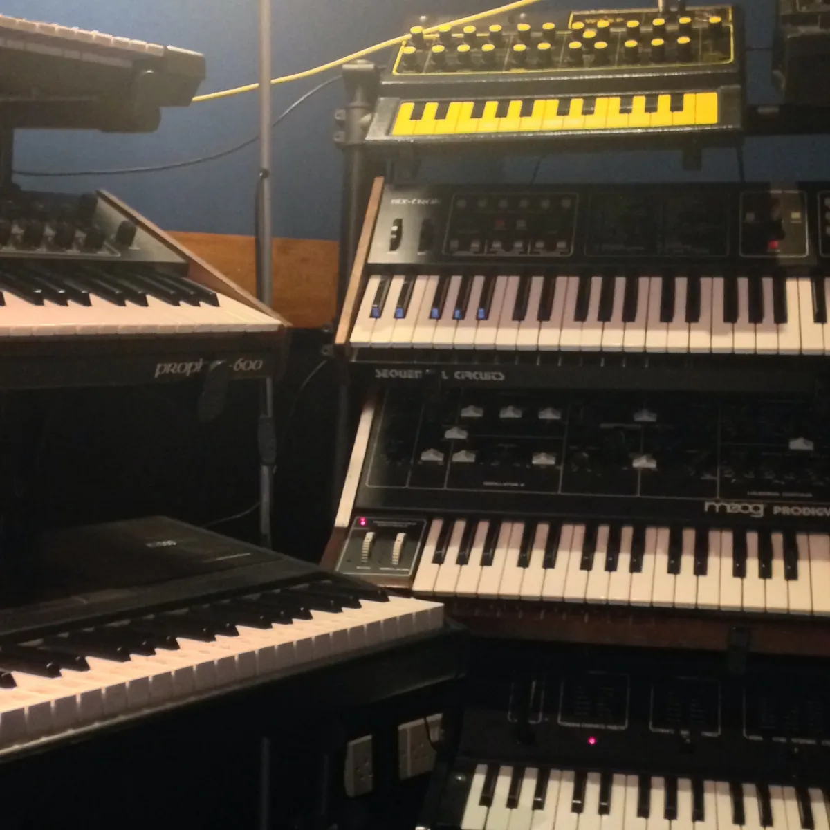 Synth Recording Studio