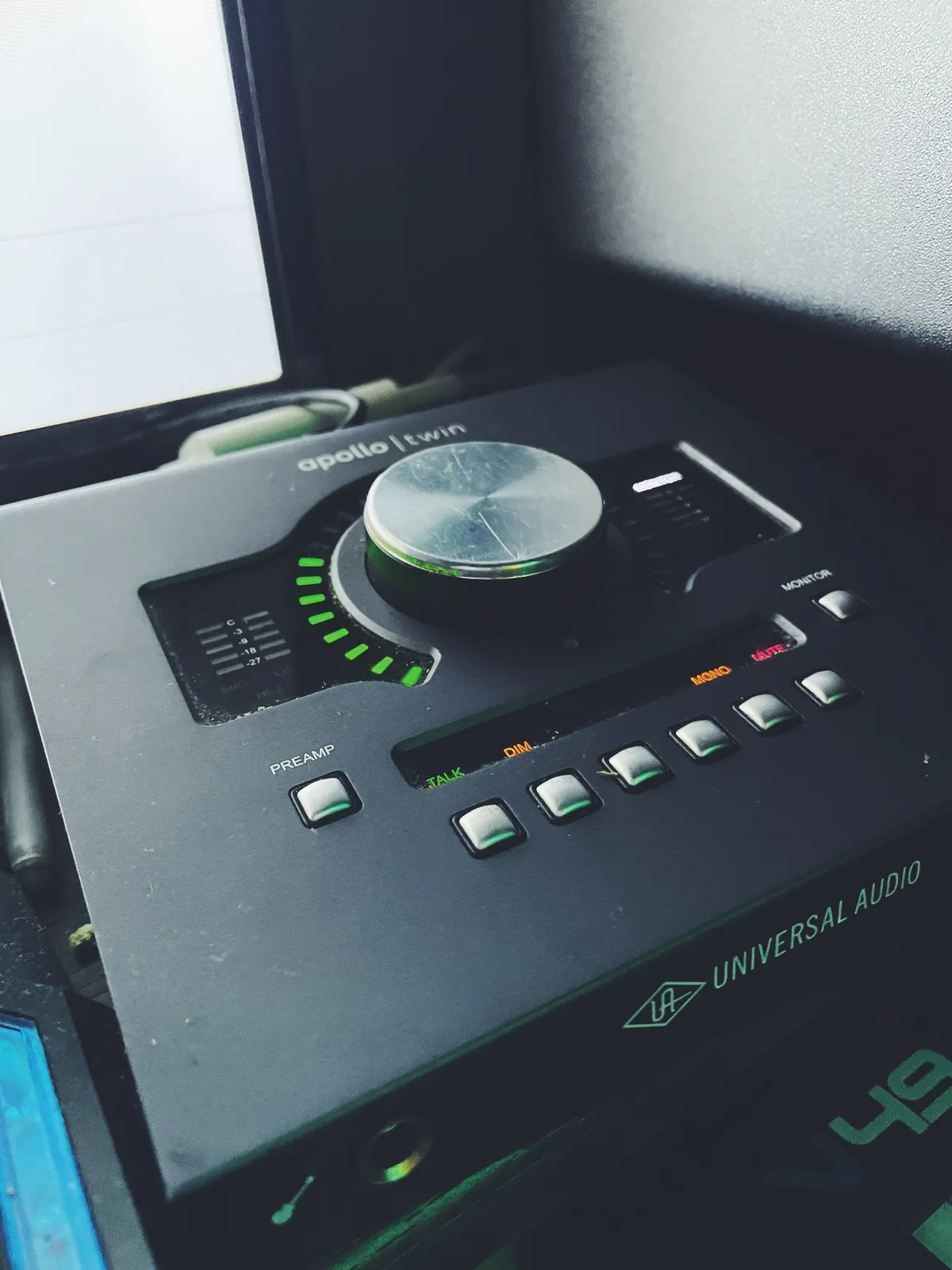 T0nik Cre8tor Studio (C Room)