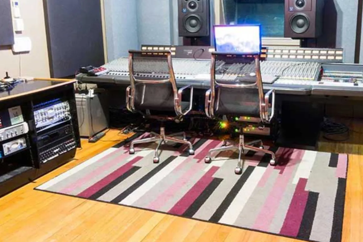 Tall Poppy Productions