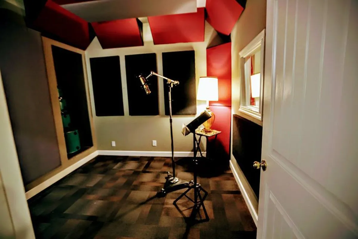 The Matador Studio (4 Rooms- Producer Suite/Mix Room/Tracking Rooms)