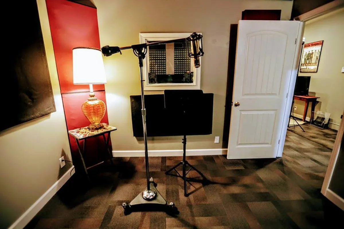 The Matador Studio (4 Rooms- Producer Suite/Mix Room/Tracking Rooms)