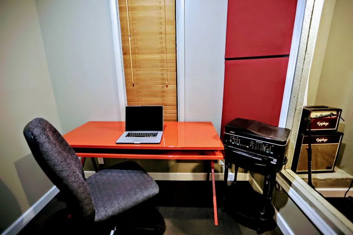 The Matador Studio (4 Rooms- Producer Suite/Mix Room/Tracking Rooms)