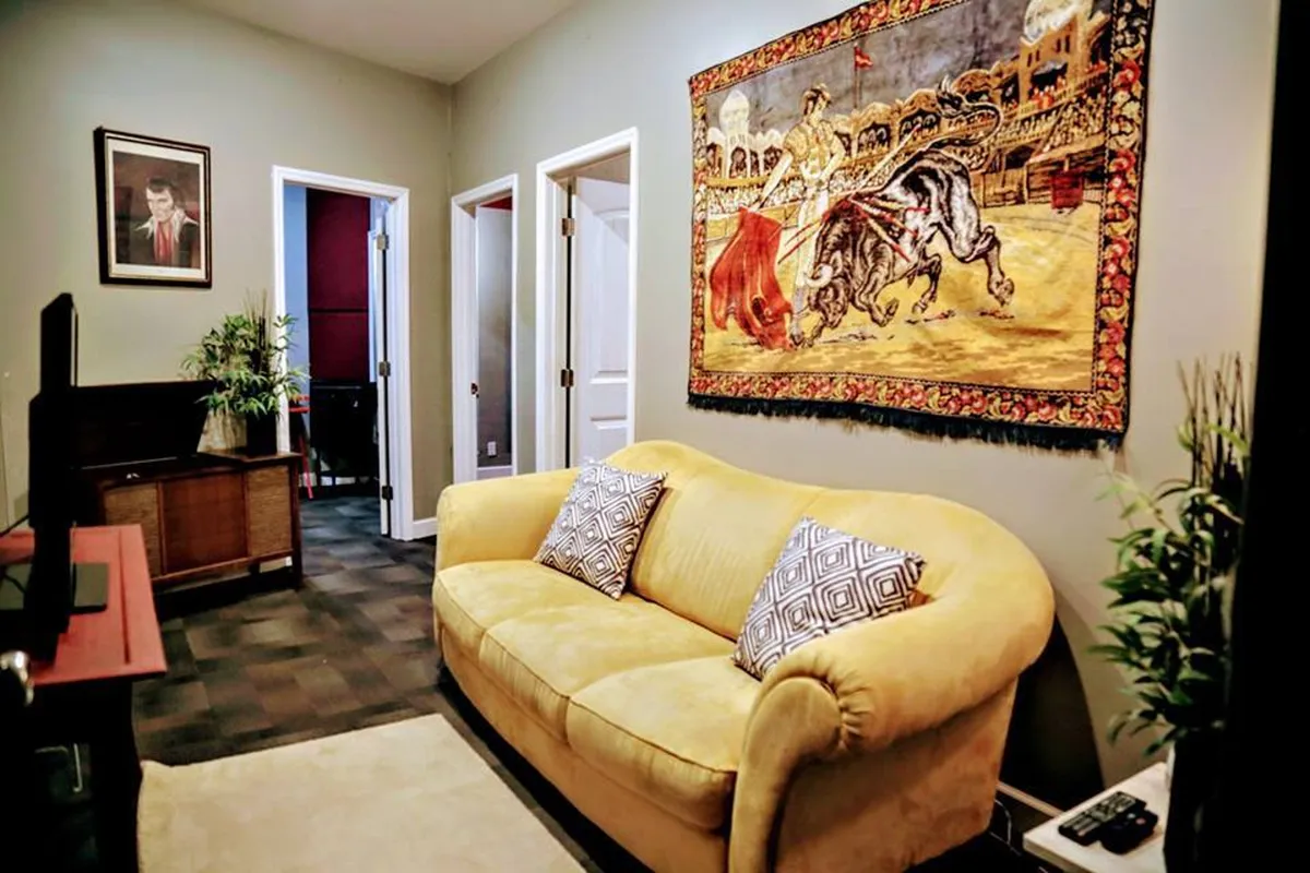 The Matador Studio (4 Rooms- Producer Suite/Mix Room/Tracking Rooms)