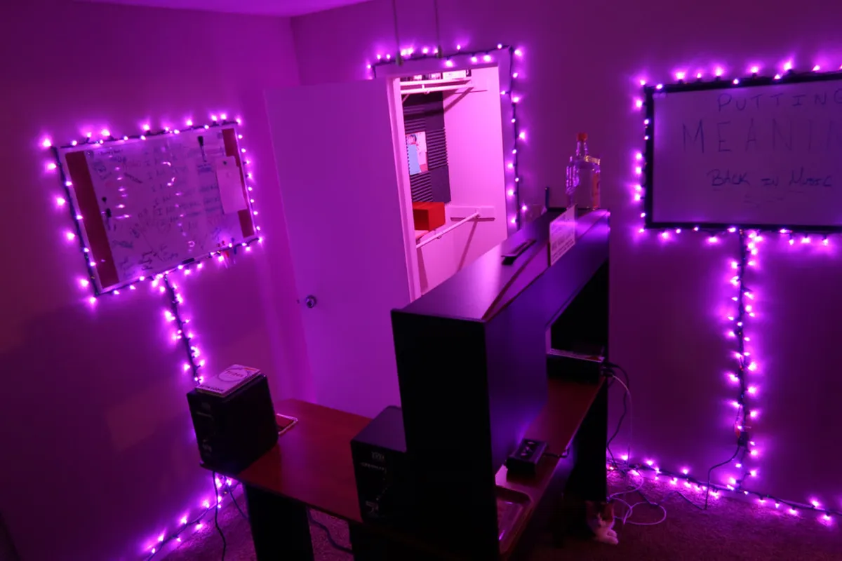 The Vibe | South Austin Home Studio