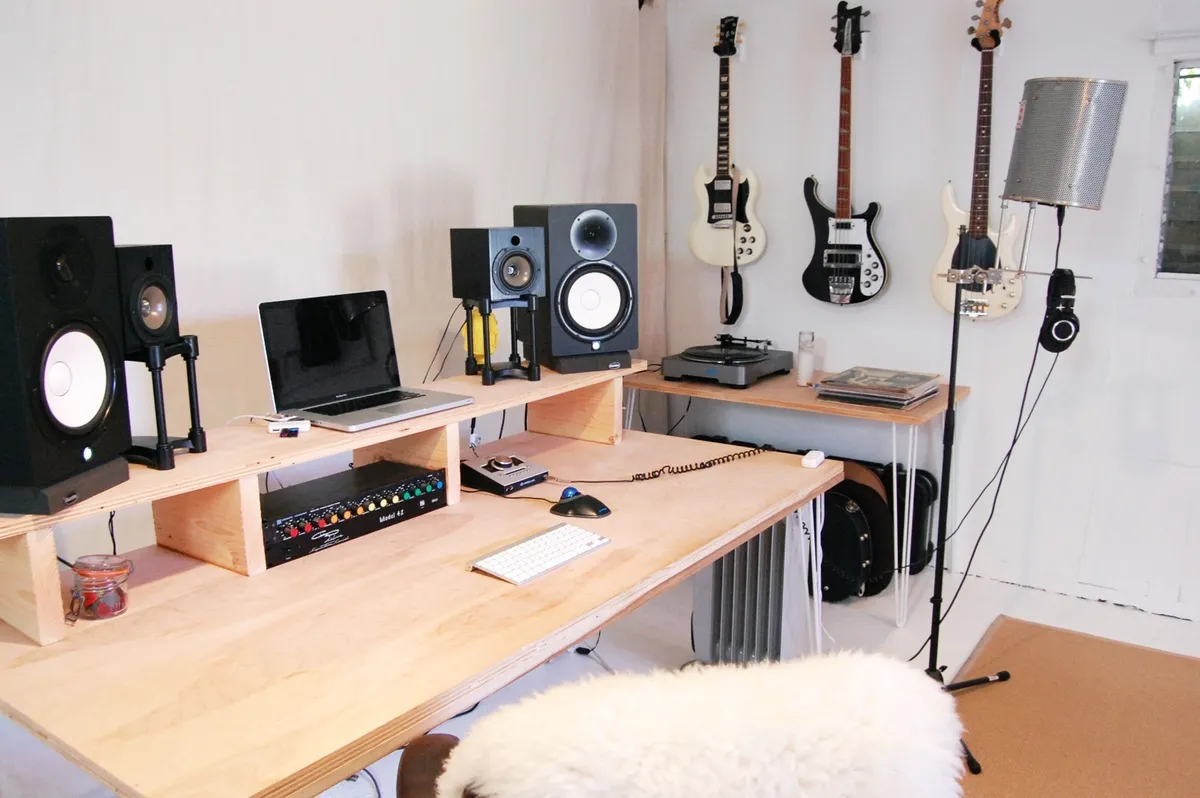 The White Room Studio - CLOSED