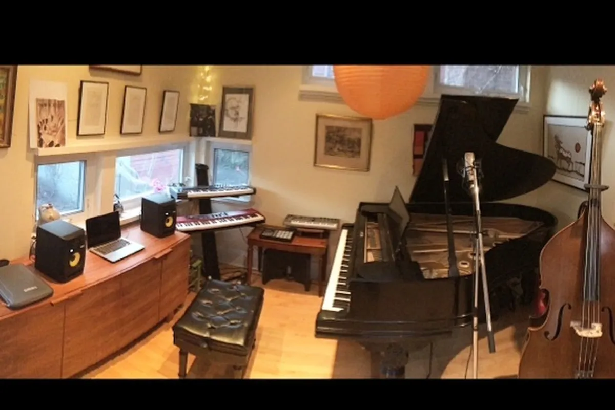 Toronto Home studio (with piano)