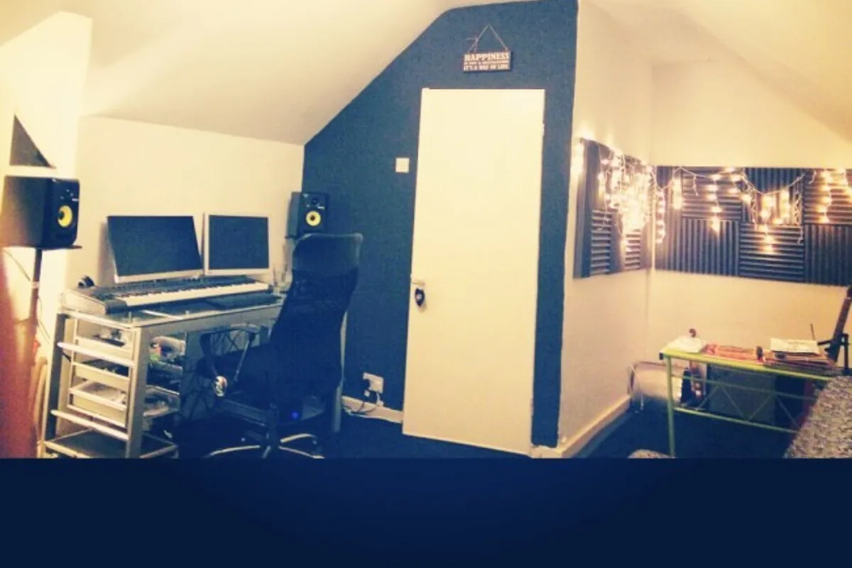 Triangle Window Studio