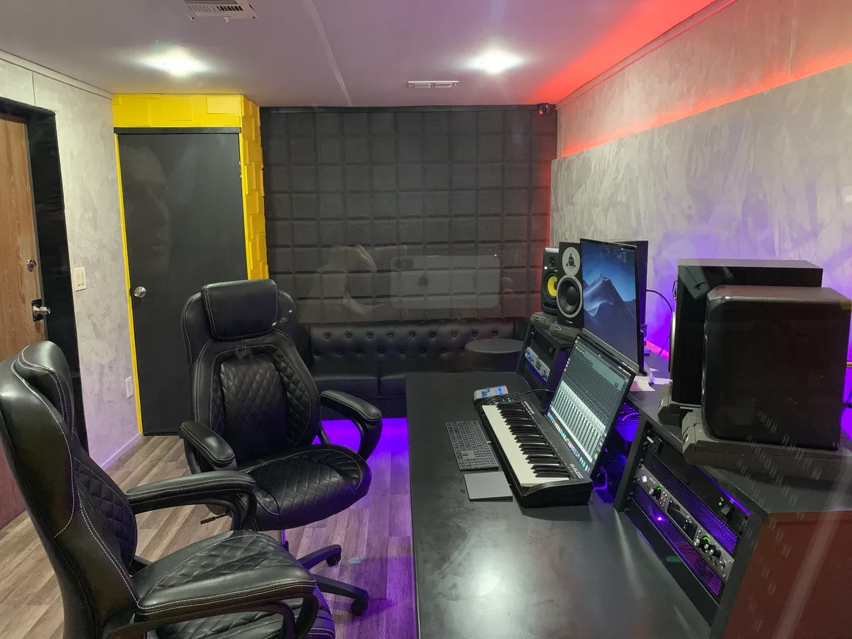 Union Recording Studio (DTLA)