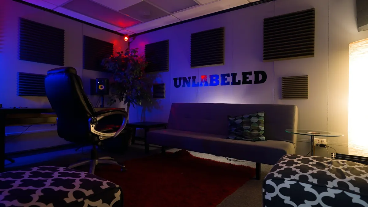 Unlabeled Music Services