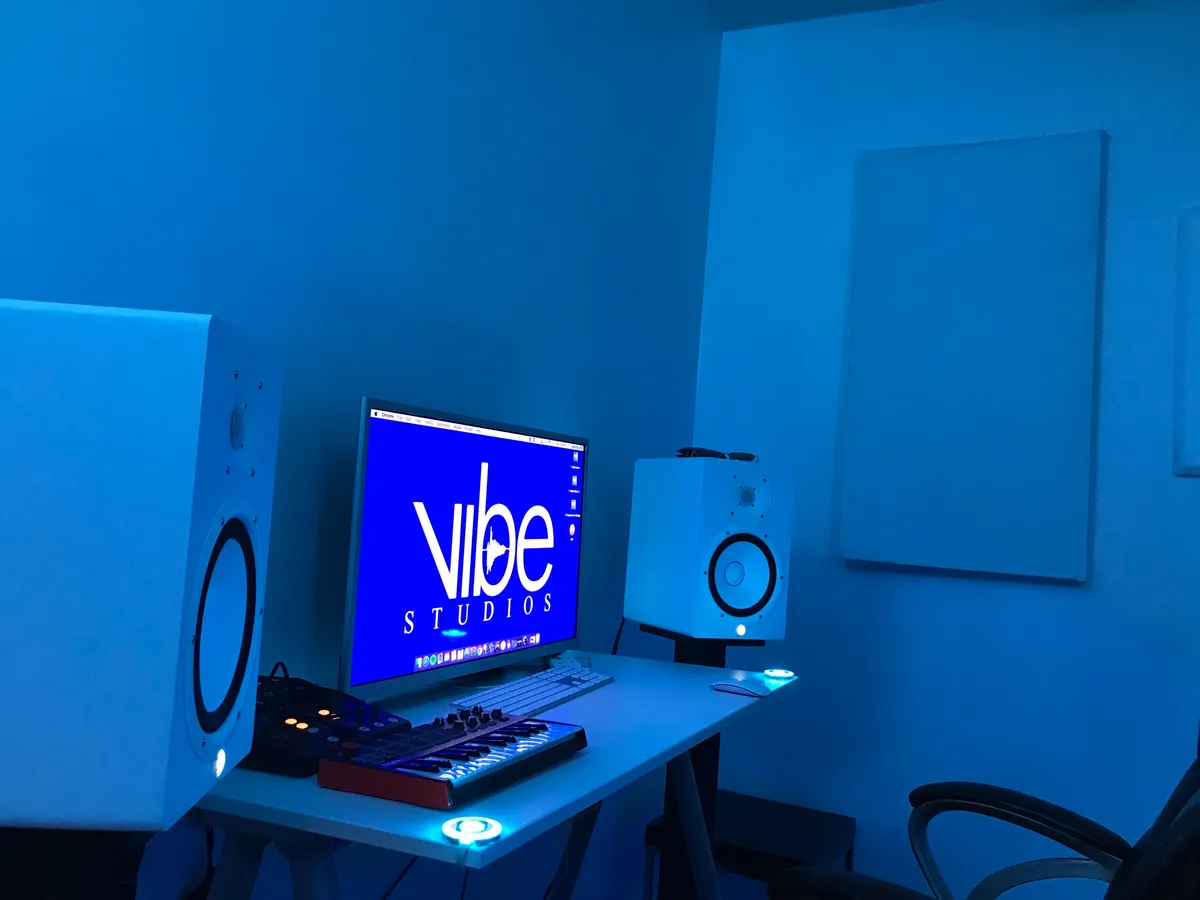 Vibe Studios LA