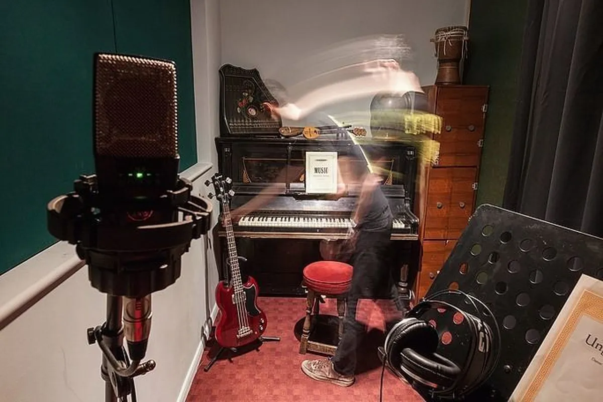 Zone1 Studios (Studio, Writing Room)