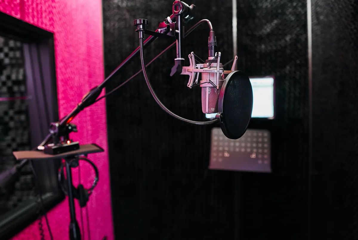 ZOOM Recording Studio