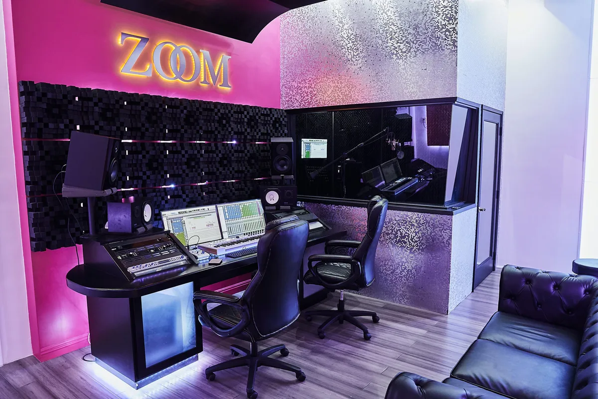 ZOOM Recording Studio